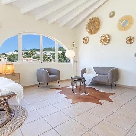 Oasis By Abahana Villa