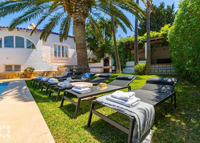 Oasis By Abahana Villa *