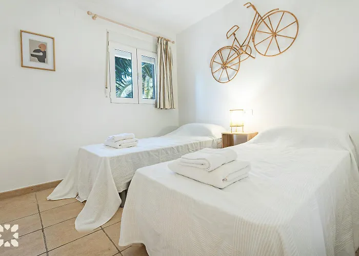 Oasis By Abahana Villa